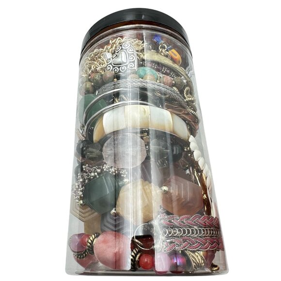 Mystery Jewelry Jar #1040 Wearable Quality Pieces 2lbs Necklace Bracelet Earring - Picture 2 of 4